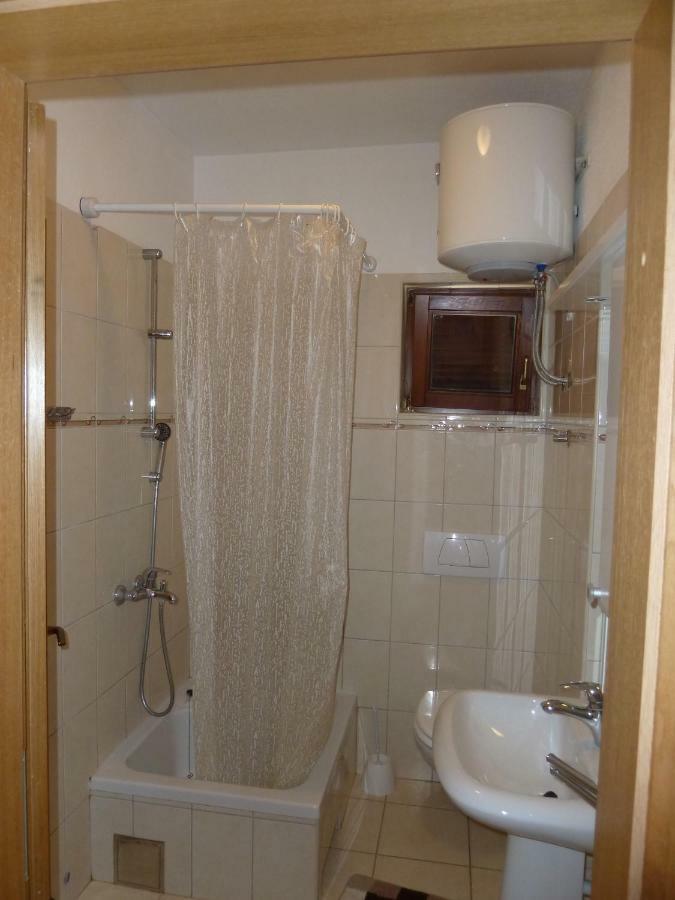 Apartments Davor Jadrtovac Room photo